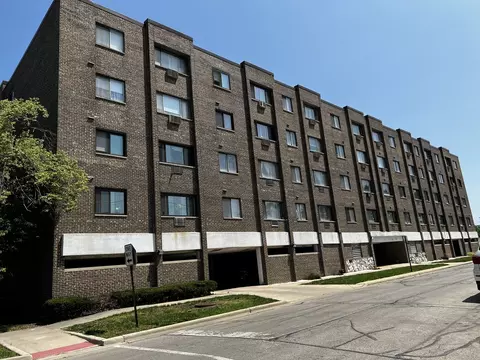 7650 Altgeld St #407, Elmwood Park, IL 60707