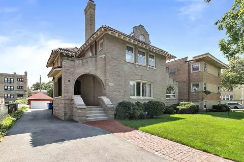 4309 N Kedvale Ave, Chicago, IL 60641