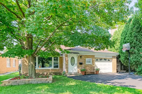 5978 N Leader Ave, Chicago, IL 60646