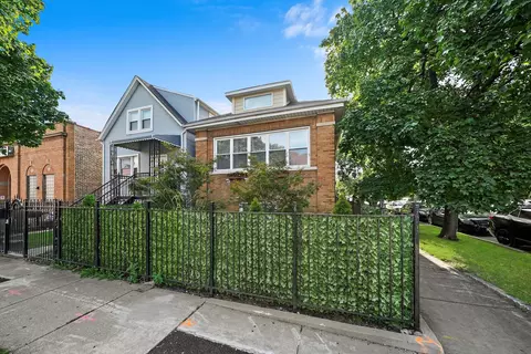 2124 N Central Park Ave, Chicago, IL 60647