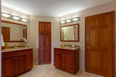 830 Harmon Blvd, Hoffman Estates, IL 60169 photo 22