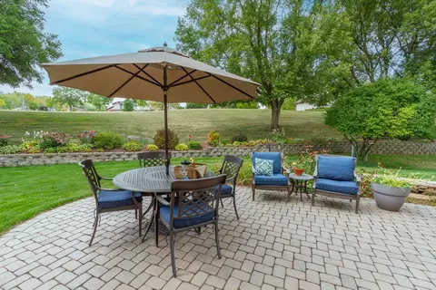 830 Harmon Blvd, Hoffman Estates, IL 60169 photo 38