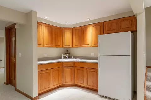 830 Harmon Blvd, Hoffman Estates, IL 60169 photo 31