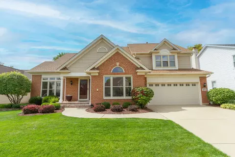 830 Harmon Blvd, Hoffman Estates, IL 60169