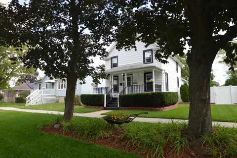 4109 Prescott Ave, Lyons, IL 60534
