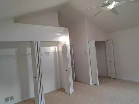 4900 S Champlain Ave, Chicago, IL 60615 photo 16