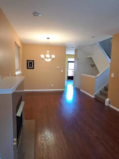 4900 S Champlain Ave, Chicago, IL 60615 photo 21