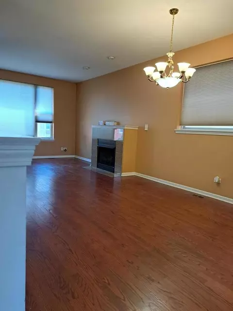 4900 S Champlain Ave, Chicago, IL 60615 photo 28