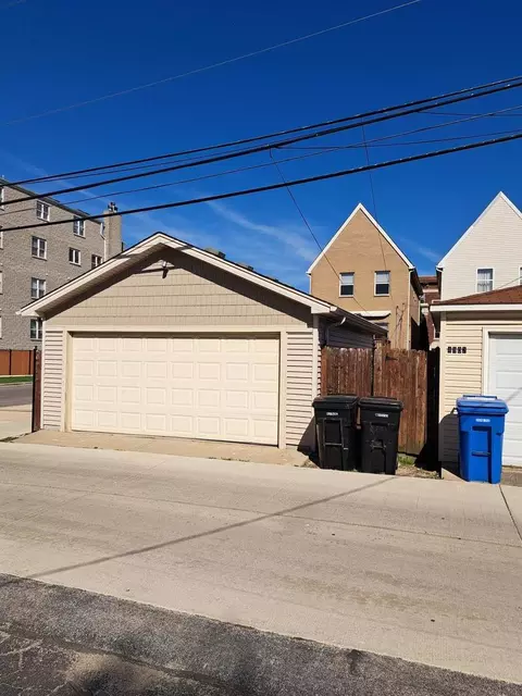 4900 S Champlain Ave, Chicago, IL 60615 photo 7
