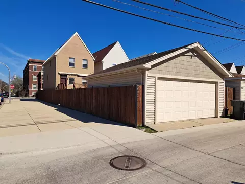 4900 S Champlain Ave, Chicago, IL 60615 photo 6