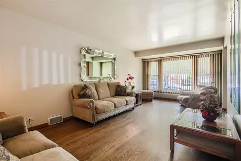139 E 119th Pl, Chicago, IL 60628 photo 6