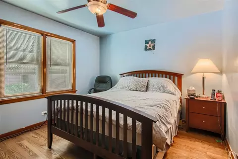 139 E 119th Pl, Chicago, IL 60628 photo 17