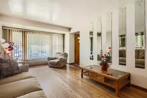 139 E 119th Pl, Chicago, IL 60628 photo 5