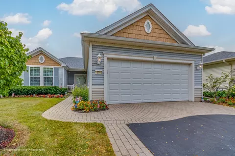 12793 Kishwaukee Ln, Huntley, IL 60142