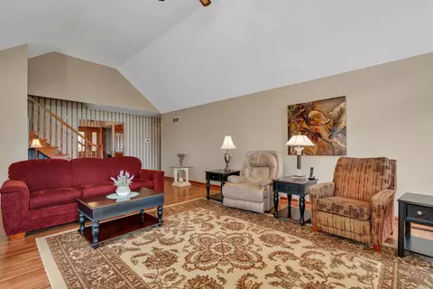 2808 Vimy Ridge Dr, Joliet, IL 60435 photo 8