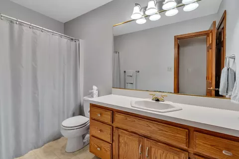 2808 Vimy Ridge Dr, Joliet, IL 60435 photo 31