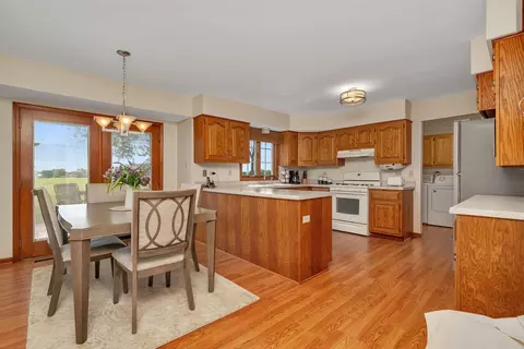 2808 Vimy Ridge Dr, Joliet, IL 60435 photo 15