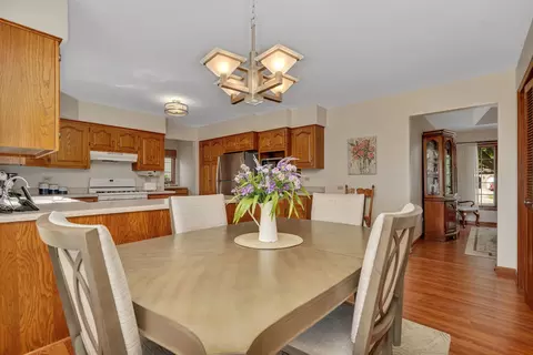 2808 Vimy Ridge Dr, Joliet, IL 60435 photo 17