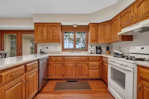 2808 Vimy Ridge Dr, Joliet, IL 60435 photo 22