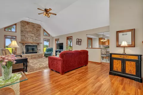 2808 Vimy Ridge Dr, Joliet, IL 60435 photo 6