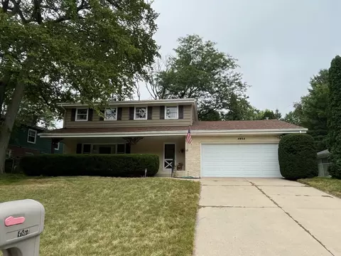 4864 Brookview Rd, Rockford, IL 61107