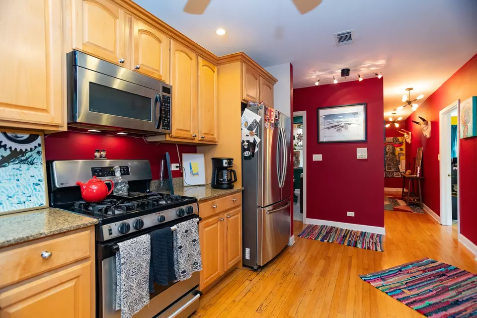  6153 N Richmond St #2S, Chicago, IL 60659 photo 8