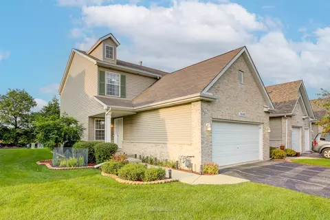 26502 W Fox Trl, Channahon, IL 60410