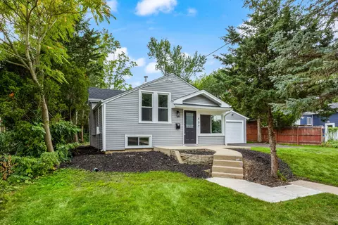 407 W Harrison Rd, Lombard, IL 60148