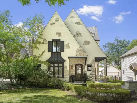 620 S Bruner St, Hinsdale, IL 60521