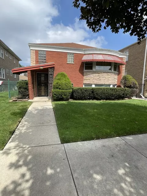 5240 W Jackson Blvd, Chicago, IL 60644