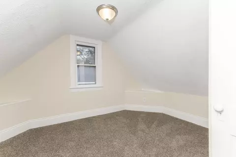 1407 W Chestnut St, Bloomington, IL 61701 photo 27