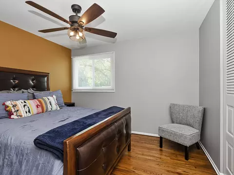 2219 Kingston Dr, Wheaton, IL 60189 photo 6