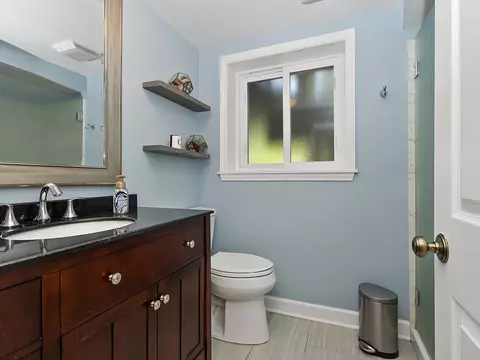 2219 Kingston Dr, Wheaton, IL 60189 photo 8