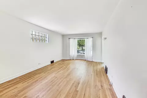 2126 Dobson St, Evanston, IL 60202 photo 23
