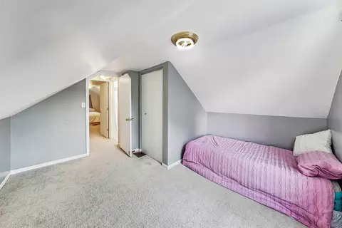 2126 Dobson St, Evanston, IL 60202 photo 8