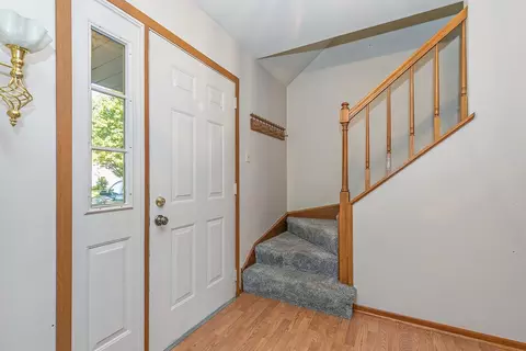 620 Tanglewood Dr, Algonquin, IL 60102 photo 2