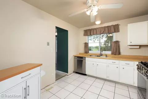 971 S Bartlett Rd, Bartlett, IL 60103 photo 7
