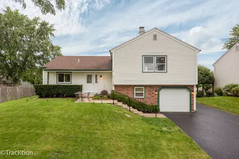 971 S Bartlett Rd, Bartlett, IL 60103