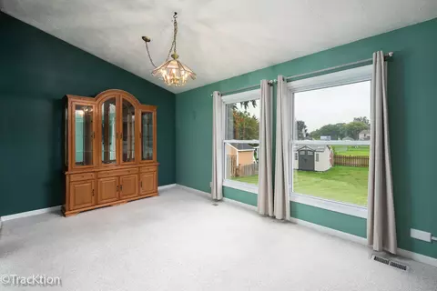 971 S Bartlett Rd, Bartlett, IL 60103 photo 5
