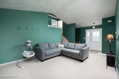 971 S Bartlett Rd, Bartlett, IL 60103 photo 3