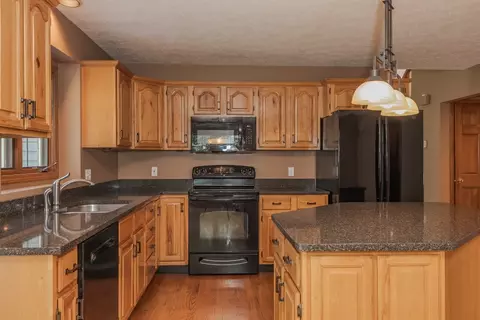 13602 Lucca Forest Dr, Bloomington, IL 61705 photo 25