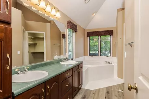 13602 Lucca Forest Dr, Bloomington, IL 61705 photo 32