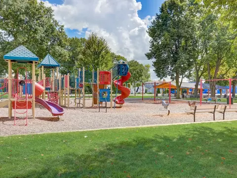 3513 Broad St, Mchenry, IL 60050 photo 43