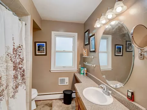 3513 Broad St, Mchenry, IL 60050 photo 16