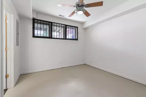 843 E 40th St, Chicago, IL 60653 photo 13