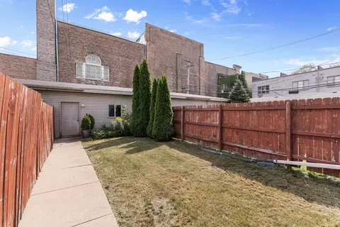 843 E 40th St, Chicago, IL 60653 photo 22