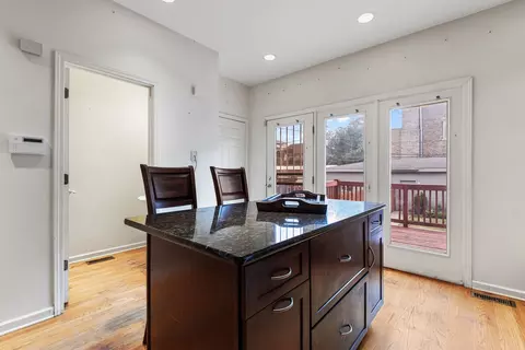 843 E 40th St, Chicago, IL 60653 photo 7