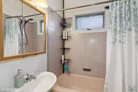 547 Guthrie St, Ottawa, IL 61350 photo 7