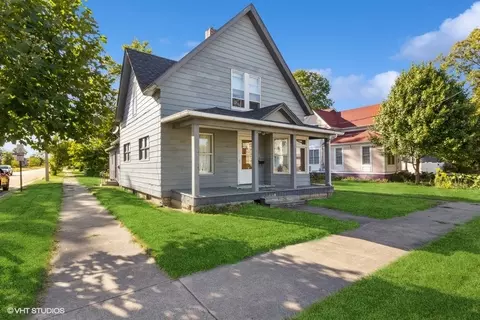 547 Guthrie St, Ottawa, IL 61350 photo 2