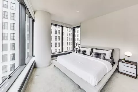 Bedroom - 60 E Monroe St #1707, Chicago, IL 60603 photo 1 of 3